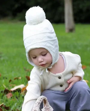 Knitted Hat with gloves set